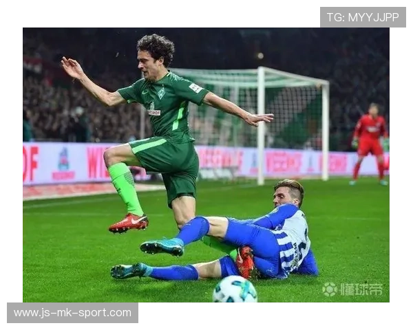 多特边路配合不断制造威胁,掀起进攻风暴的新密码 多特边路配合不断制造威胁,掀起进攻风暴的新密码